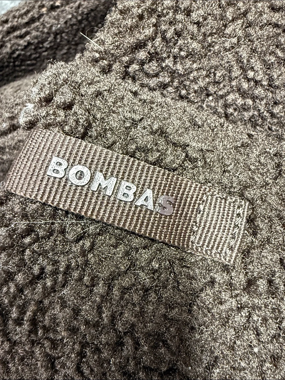 Bombas Chocolate Brown Sherpa Pullover